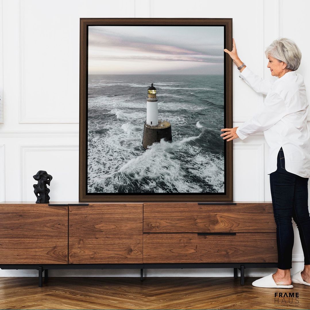 5 Ways to Style Oversized Art